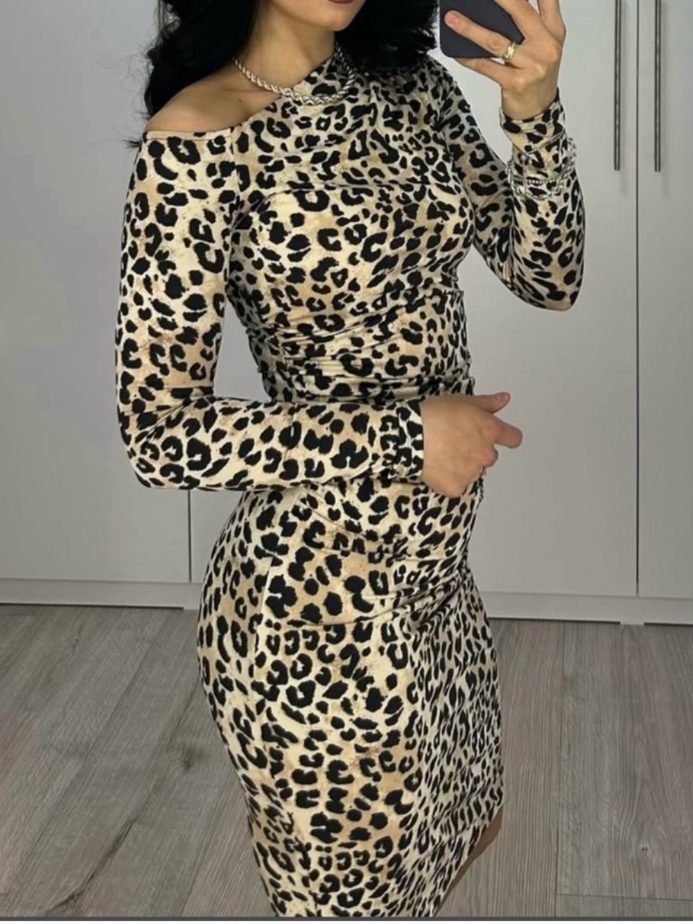 Leopard Print Long-Sleeve Bodycon Dress in Black and Cream